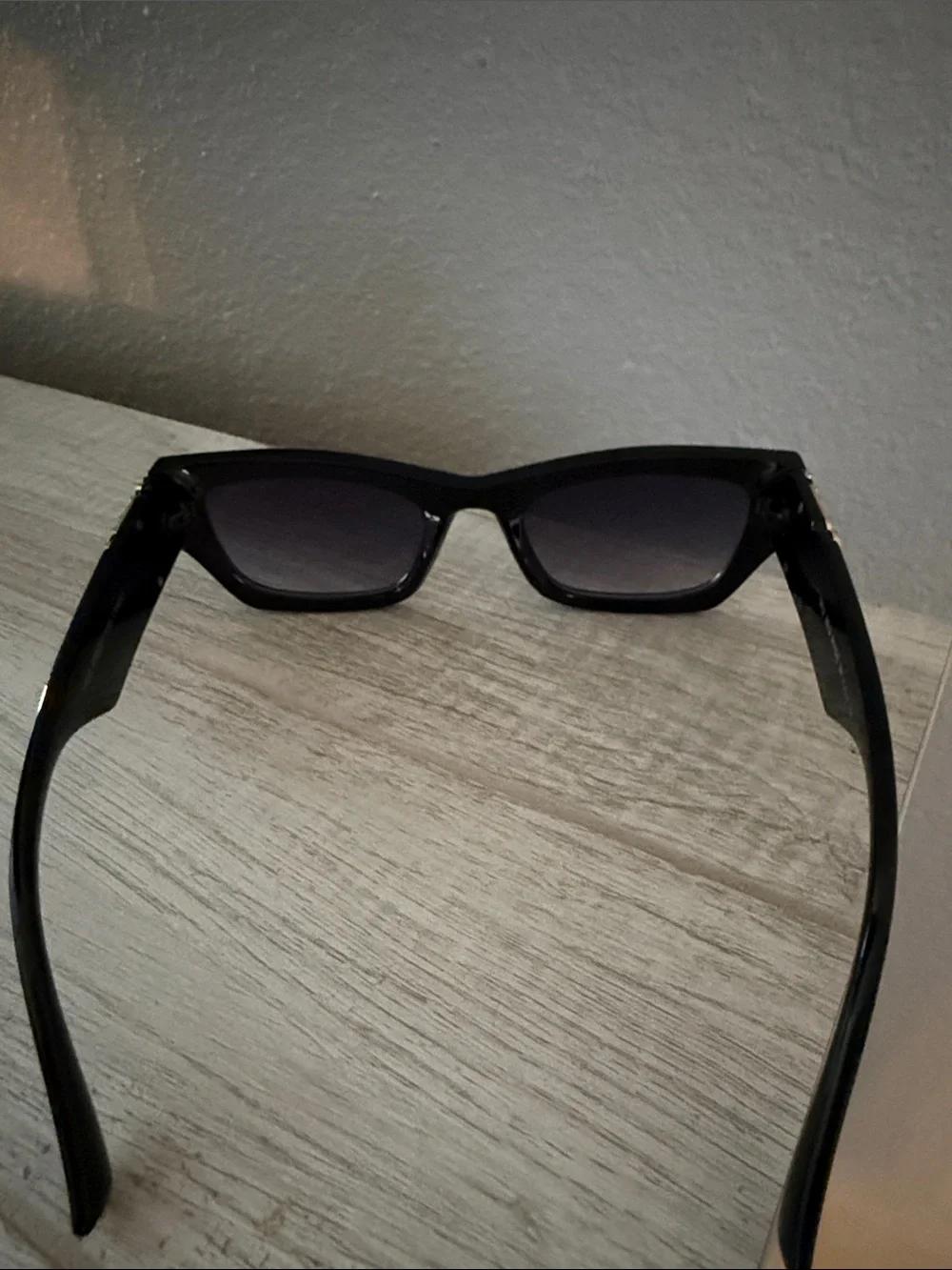 Classic Black Rectangular Women's Sunglasses